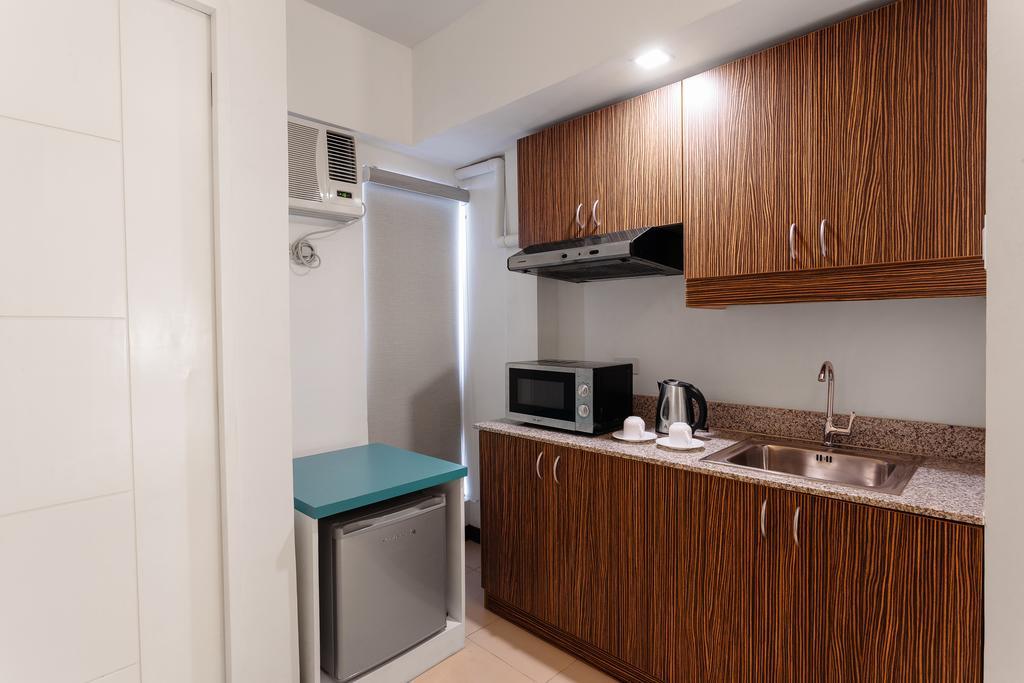 H Hotels - Metro North Uno Кесон-Сити Экстерьер фото