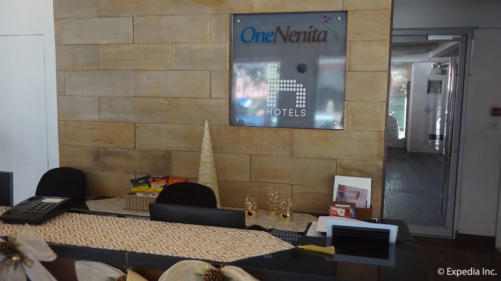 H Hotels - Metro North Uno Кесон-Сити Экстерьер фото