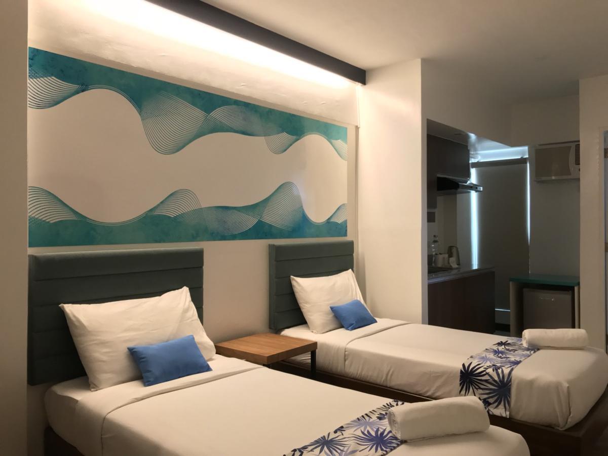 H Hotels - Metro North Uno Кесон-Сити Экстерьер фото