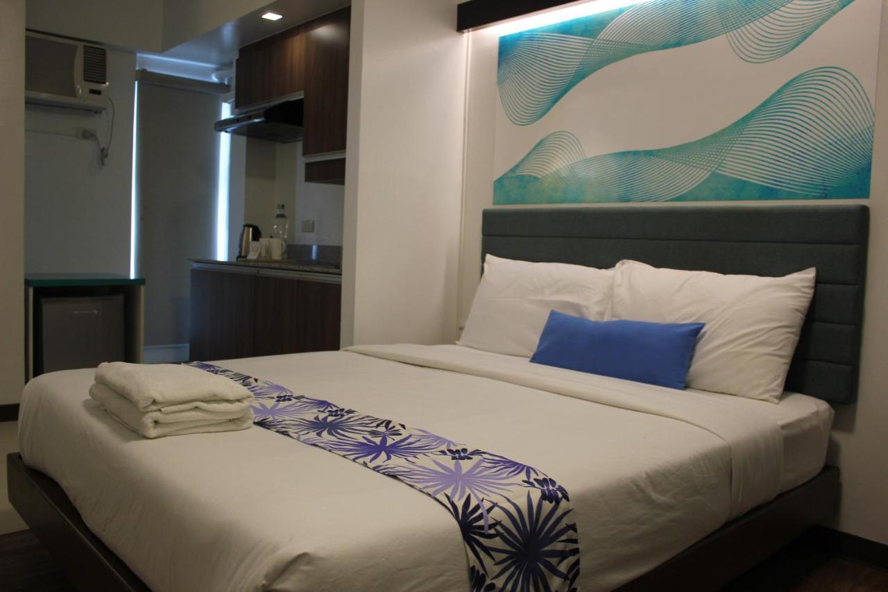 H Hotels - Metro North Uno Кесон-Сити Экстерьер фото